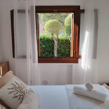 La Bougainville Garden & Pool דירה